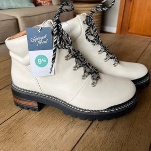 Universal Thread, Size 9 1/2, brand new, never worn